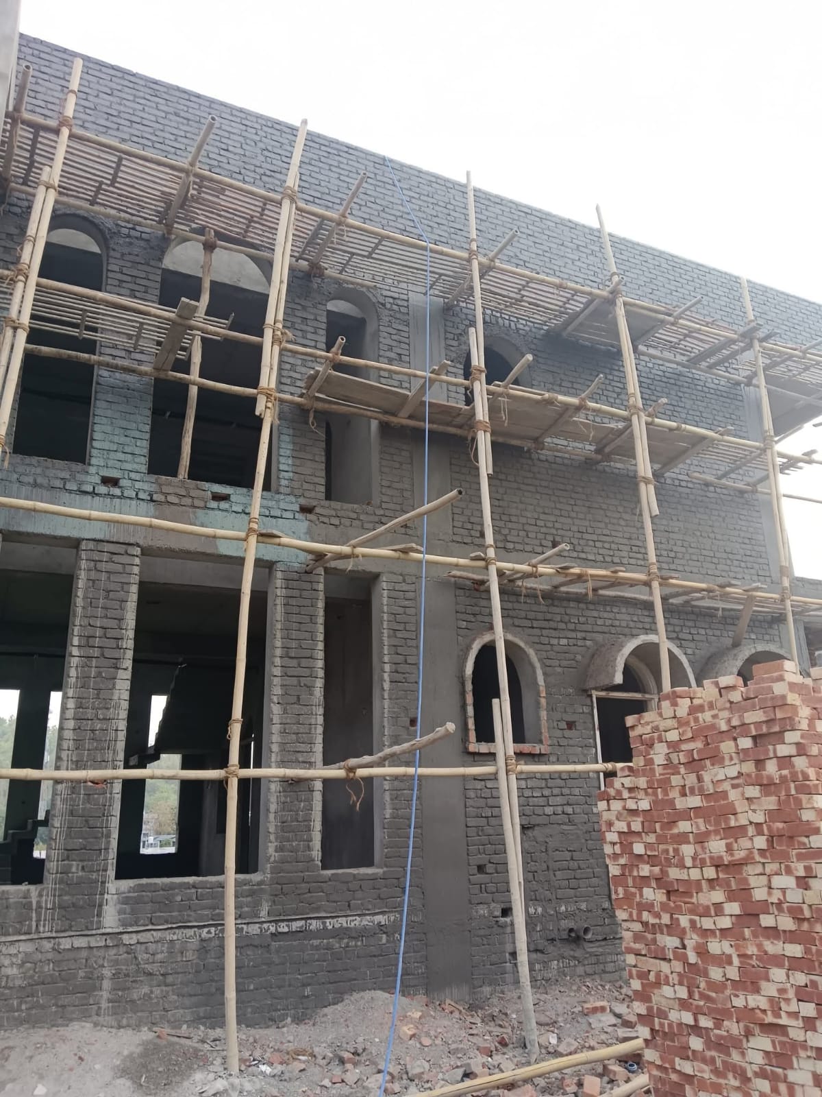 बाहरी ईंट दीवार वाटरप्रूफिंग इमारत — Outer Brick Wall Waterproofing Treatment Multi-Story Building Itarsi MP